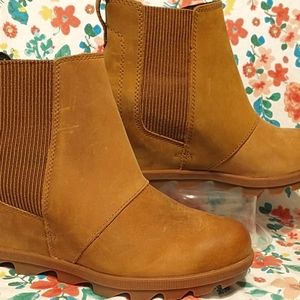 Sorel Joan of Artic Chelsea Wedge Boot 9.5